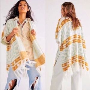 NWT Free People Diamondback Cozy Kimono Poncho Soft Southwest Boho Ivory Yellow